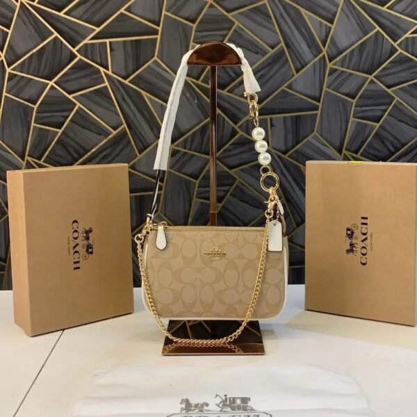 Coach_Classy_Flowe_Patch_Sling_Bag