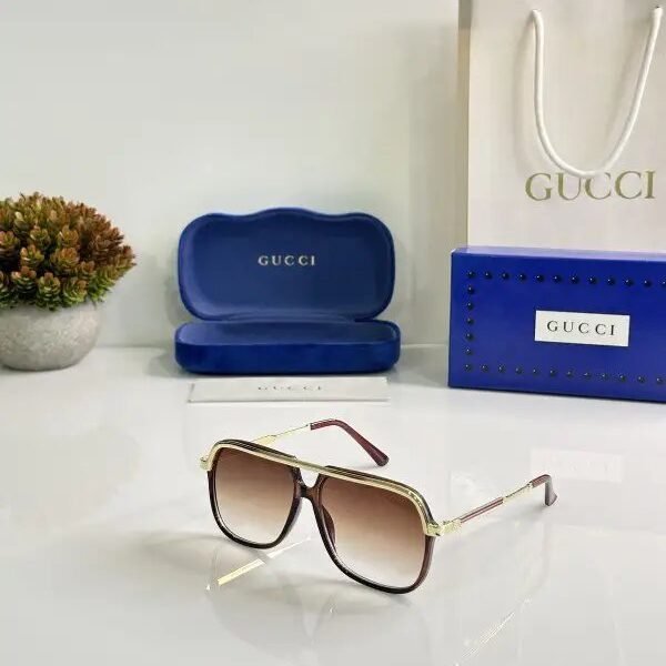 Gucci_6877_Gold_Brown