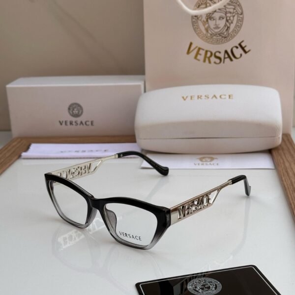 VERSACE