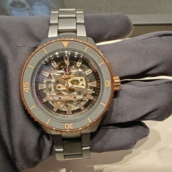 Rado Captain Cook High-Tech Ceramic Skeleton