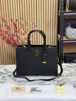 BURBERRY FRANSIS PREMIUM TOTE BAG WITH DUST BAG 