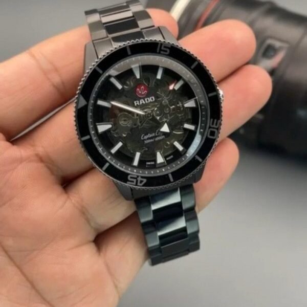 Rado Captain cook